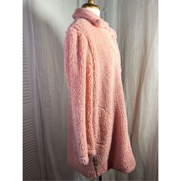Women's Pink Textured Fluffy Oversized Pea Coat- Size L - Picture 5 of 5